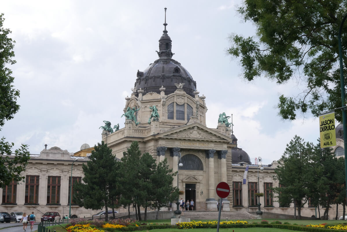 Купальни Сечени в Будапеште