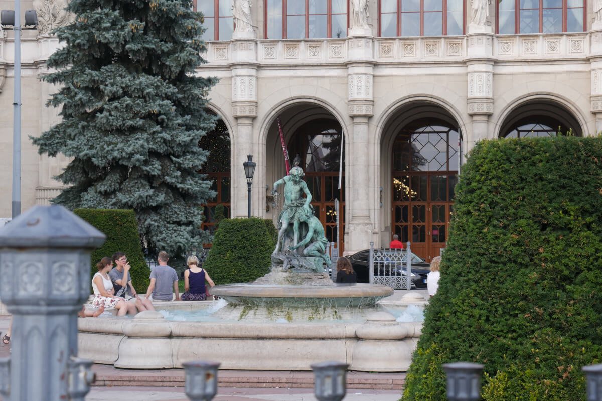 Площадь Иштвана Сечени в Будапеште