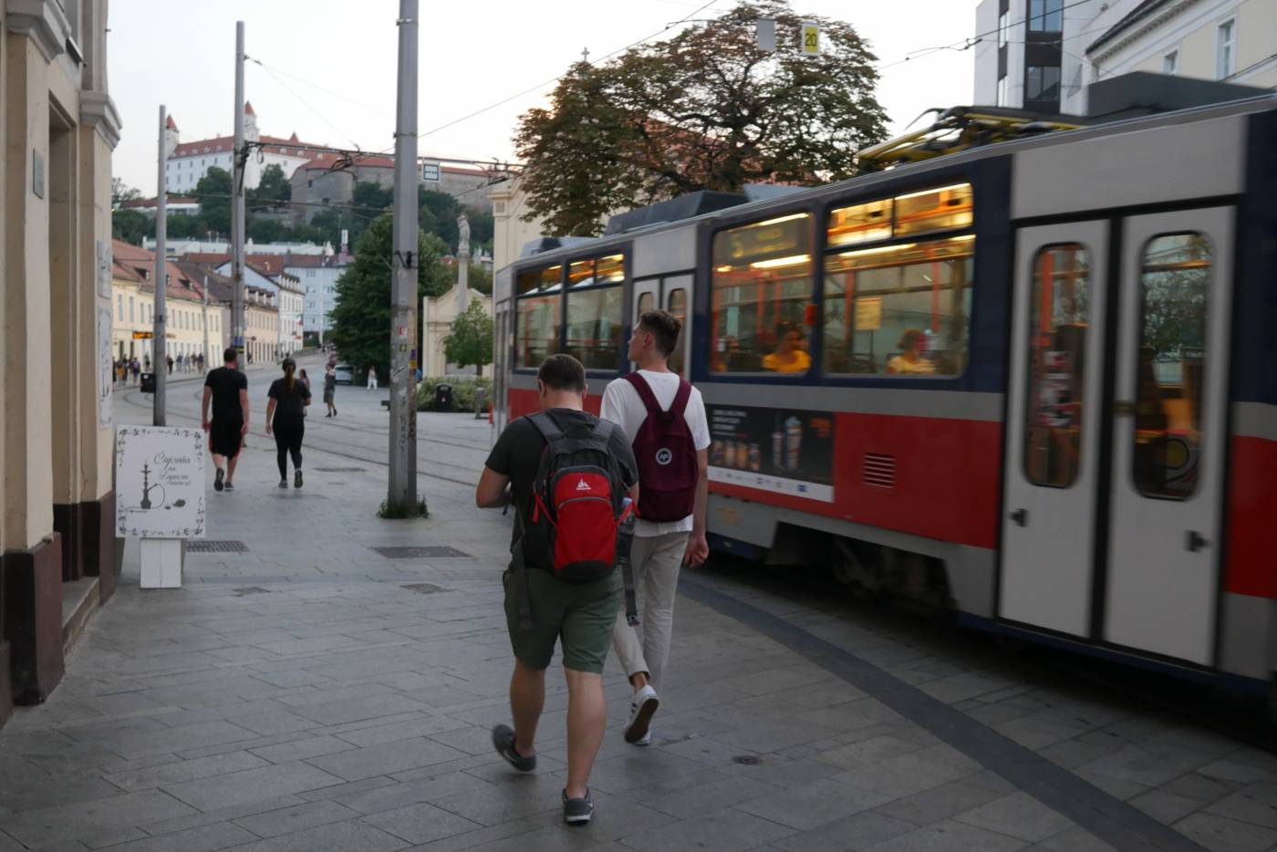 трамвай в Братиславе