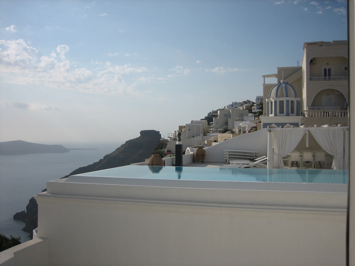 Santorini hotel